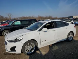2019 Ford Fusion Hybrid SEL with VIN 3FA6P0MU2KR181632, listed as a Copart auction lot 50586495 with 137,645 mi miles and Salvage Title. Bid and sale history available at carsss.com. Image 1.