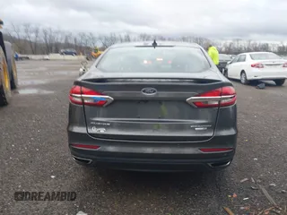 2019 Ford Fusion Titanium with VIN 3FA6P0D93KR124299, listed as a IAAI auction lot 40182478 with 73,408 mi miles. Bid and sale history available at carsss.com. Image 17.