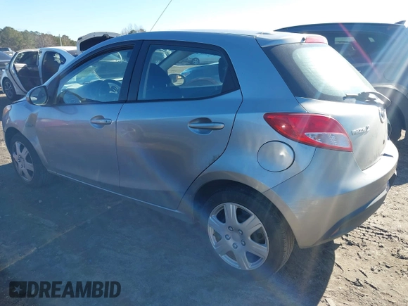 2011 Mazda 2 Sport with VIN JM1DE1HY9B0121499, listed as a IAAI auction lot 41335064 with 128,277 mi miles. Bid and sale history available at carsss.com. Image 3.