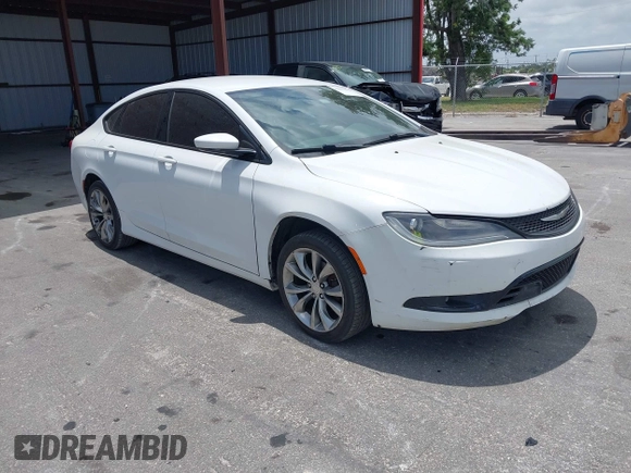 2015 Chrysler 200 S with VIN 1C3CCCBB2FN743599, listed as a IAAI auction lot 42151418 with 137,609 mi miles. Bid and sale history available at carsss.com. Image 1.