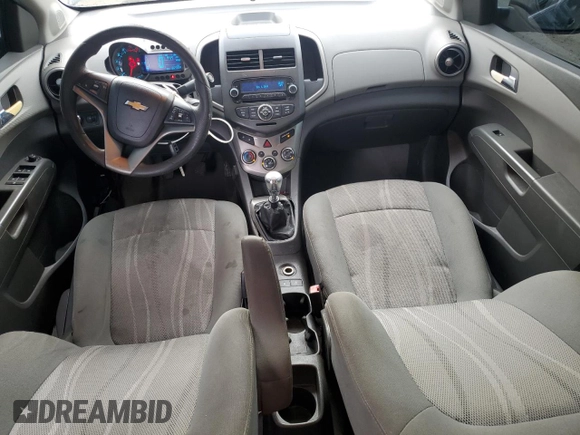 2012 Chevrolet Sonic LT z VIN 1G1JD5SB5C4218560, wystawiony jako Copart lot #75256184 z przebiegiem 182 339 mil mil oraz Szkoda całkowita • Salvage title. Historia ofert i sprzedaży dostępna na DreamBid. Obrazek 8.