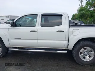 2008 Toyota Tacoma z VIN 5TELU42N18Z552359, wystawiony jako IAAI lot #42269959 z przebiegiem 163 012 mil mil oraz . Historia ofert i sprzedaży dostępna na DreamBid. Obrazek 14.