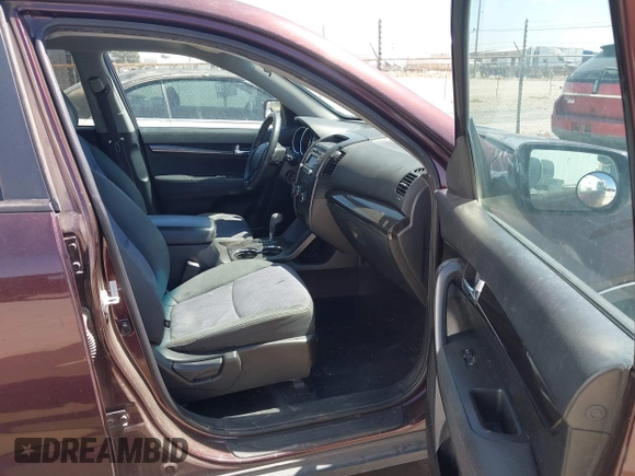 2012 Kia Sorento LX with VIN 5XYKT4A29CG224681, listed as a IAAI auction lot 41787906 with 240,265 mi miles. Bid and sale history available at carsss.com. Image 5.
