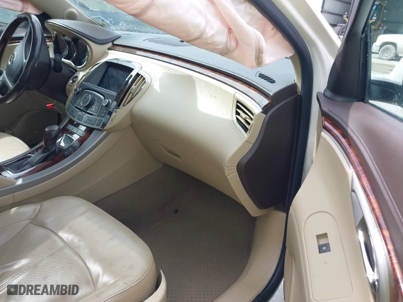 2013 Buick LaCrosse Premium 2 with VIN 1G4GH5E39DF129375, listed as a IAAI auction lot 41741851 with 124,404 mi miles. Bid and sale history available at carsss.com. Image 5.