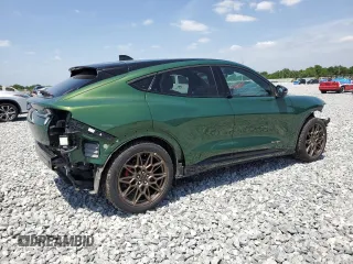 2024 Ford Mustang Mach-E GT z VIN 3FMTK4SX5RMA14779, wystawiony jako Copart lot #52759785 z przebiegiem 15 733 mil mil oraz Nie do naprawy • Non repairable. Historia ofert i sprzedaży dostępna na DreamBid. Obrazek 3.
