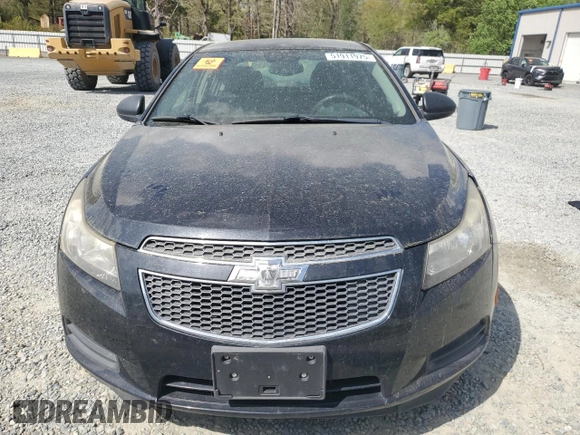 2014 Chevrolet Cruze LS with VIN 1G1PA5SG3E7372295, listed as a Copart auction lot 51911975 with 140,609 mi miles and Salvage Title. Bid and sale history available at carsss.com. Image 5.