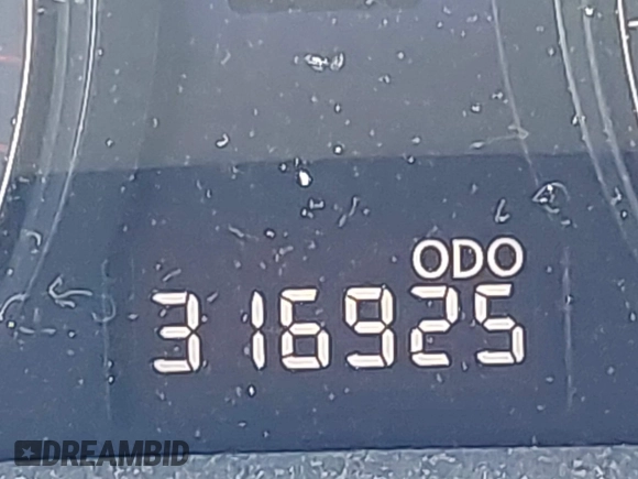 2010 Lexus RX 350 с VIN 2T2ZK1BA5AC031616, выставлен на аукционе IAAI как лот 42615242 с пробегом 316 925 миль миль и . История ставок и продаж доступна на DreamBid. Изображение 16.