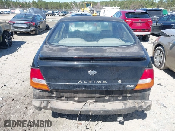 1999 Nissan Altima XE with VIN 1N4DL01D2XC124747, listed as a IAAI auction lot 41750853 with 110,221 mi miles. Bid and sale history available at carsss.com. Image 17.