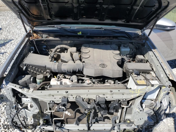 2022 Toyota 4Runner SR5 Premium with VIN JTENU5JR1N5983670, listed as a Copart auction lot 48740885 with 46,445 mi miles and Salvage Title. Bid and sale history available at carsss.com. Image 12.
