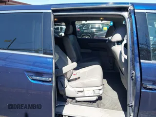 2016 Honda Odyssey Touring Elite with VIN 5FNRL5H92GB018400, listed as a IAAI auction lot 41786969 with 155,610 mi miles. Bid and sale history available at carsss.com. Image 8.