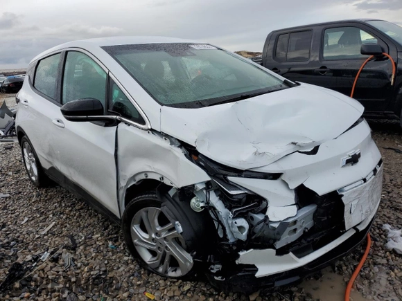 2022 Chevrolet Bolt EV 1LT with VIN 1G1FW6S01N4114977, listed as a Copart auction lot 72874832 with 9,921 mi miles. Bid and sale history available at carsss.com. Image 4.