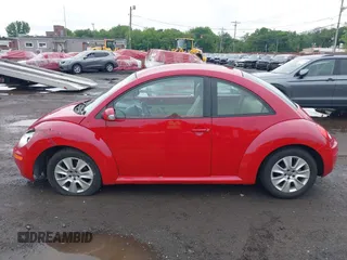 2010 Volkswagen Beetle with VIN 3VWPW3AG2AM030395, listed as a IAAI auction lot 42367992 with 93,052 mi miles and . Bid and sale history available at DreamBid. Image 14.