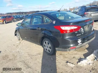 2014 Ford Focus S with VIN 1FADP3E26EL410628, listed as a IAAI auction lot 41590044 with 88,602 mi miles. Bid and sale history available at carsss.com. Image 3.