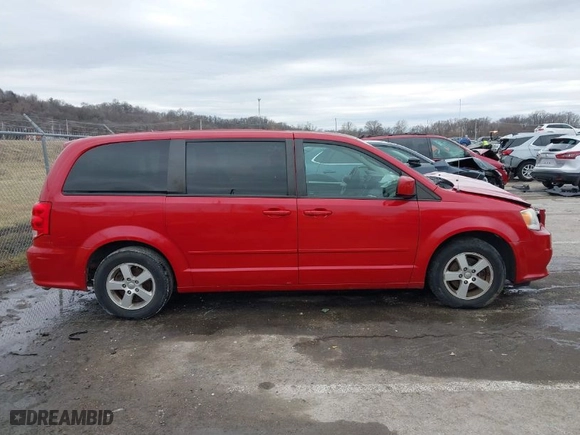 2012 Dodge Grand Caravan SXT with VIN 2C4RDGCG3CR408077, listed as a IAAI auction lot 41532827 with 170,716 mi miles. Bid and sale history available at carsss.com. Image 13.