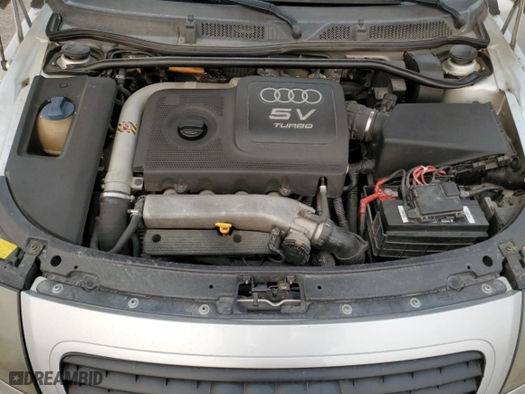 2001 Audi TT with VIN TRUUT28N711004164, listed as a Copart auction lot 71072624 with 135,272 mi miles and Salvage Title. Bid and sale history available at carsss.com. Image 12.