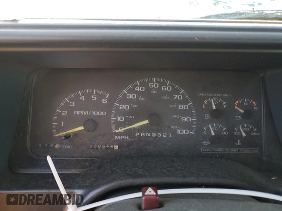 1997 GMC Yukon with VIN 1GKEK13R7VJ748007, listed as a Copart auction lot 41828585 with 209,516 mi miles and Clean Title. Bid and sale history available at carsss.com. Image 9.