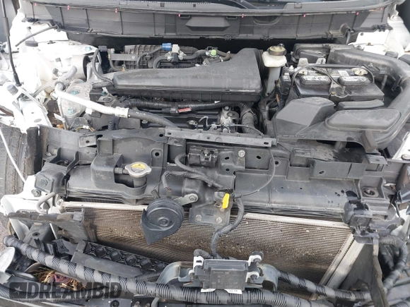 2018 Nissan Rogue SV with VIN KNMAT2MV7JP574729, listed as a IAAI auction lot 41812425 with 106,159 mi miles. Bid and sale history available at carsss.com. Image 10.