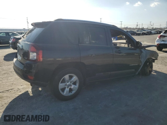 2014 Jeep Compass Latitude with VIN 1C4NJCEA8ED539584, listed as a Copart auction lot 72084294 with 0 mi miles and Non Repairable. Bid and sale history available at carsss.com. Image 3.