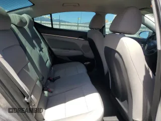 2018 Hyundai Elantra SEL с VIN 5NPD84LF1JH295003, выставлен на аукционе Copart как лот 57363275 с пробегом 92 906 миль миль и Списание • Salvage title. История ставок и продаж доступна на DreamBid. Изображение 10.