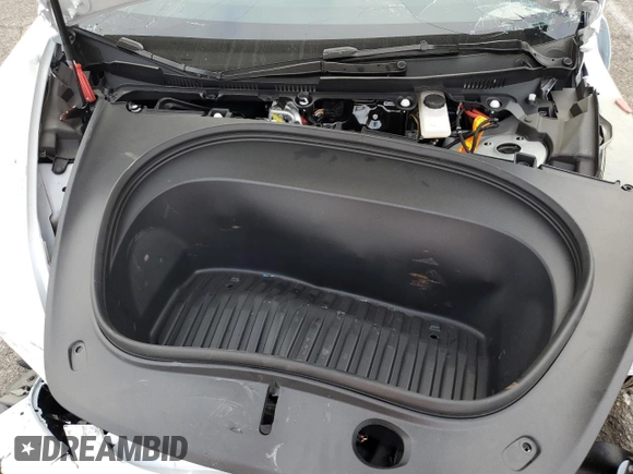 2025 Tesla Model 3 Long Range с VIN 5YJ3E1EA7SF001043, выставлен на аукционе Copart как лот 57250565 с пробегом 456 миль миль и Списание • Salvage title. История ставок и продаж доступна на DreamBid. Изображение 11.