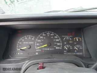 1999 GMC Sierra 2500 Crew Cab with VIN 1GTGK23R3XF050476, listed as a IAAI auction lot 41630143 with 158,655 mi miles. Bid and sale history available at carsss.com. Image 7.