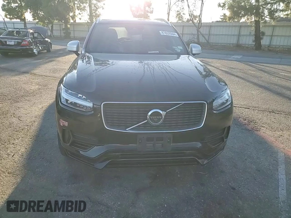 2017 Volvo XC90 R-Design with VIN YV4BC0PM6H1144115, listed as a Copart auction lot 81833564 with 85,076 mi miles and Salvage Title. Bid and sale history available at carsss.com. Image 10.