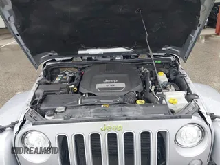 2017 Jeep Wrangler Unlimited Sahara with VIN 1C4BJWEG8HL681775, listed as a IAAI auction lot 42424924 with 87,068 mi miles and . Bid and sale history available at DreamBid. Image 10.