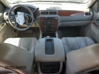 2010 Chevrolet Suburban LT with VIN 1GNUCJE00AR241777, listed as a Copart auction lot 54056355 with 172,439 mi miles and Salvage title. Bid and sale history available at DreamBid. Image 8.