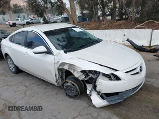 2012 Mazda 6 i Sport with VIN 1YVHZ8BH3C5M12392, listed as a IAAI auction lot 41450471 with 190,054 mi miles. Bid and sale history available at carsss.com. Image 1.