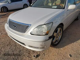 2005 Lexus LS 430 with VIN JTHBN36FX55011393, listed as a IAAI auction lot 41883790 with 186,981 mi miles. Bid and sale history available at carsss.com. Image 6.