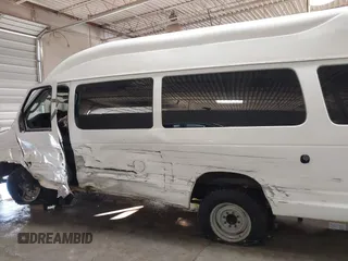 2011 Ford Econoline Cargo Commercial with VIN 1FTNS1EW0BDA60746, listed as a IAAI auction lot 41346661 with 117,363 mi miles. Bid and sale history available at carsss.com. Image 15.