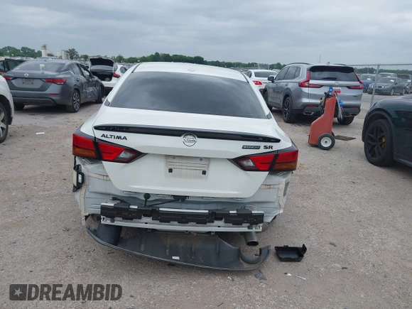 2022 Nissan Altima SR z VIN 1N4BL4CV3NN424416, wystawiony jako IAAI lot #42127183 z przebiegiem 8 881 mil mil oraz . Historia ofert i sprzedaży dostępna na DreamBid. Obrazek 16.