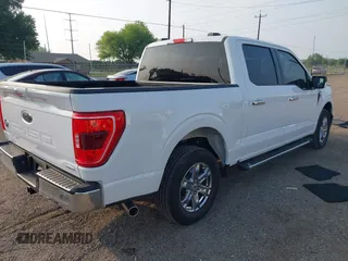 2023 Ford F-150 XL z VIN 1FTEW1CP1PKF44623, wystawiony jako IAAI lot #41921624 z przebiegiem 3 008 mil mil oraz . Historia ofert i sprzedaży dostępna na DreamBid. Obrazek 4.
