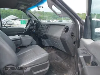 2015 Ford F-250 Lariat with VIN 1FT7W2B6XFEC33499, listed as a IAAI auction lot 42114064 with 215,314 mi miles and . Bid and sale history available at carsss.com. Image 5.