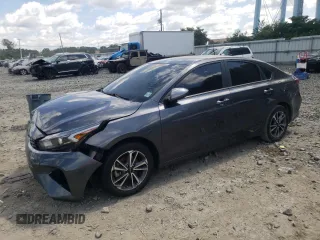 2022 Kia Forte LXS with VIN 3KPF24AD7NE451308, listed as a Copart auction lot 66856474 with 39,292 mi miles and Salvage Title. Bid and sale history available at carsss.com. Image 1.