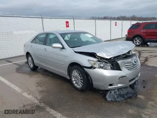 2009 Toyota Camry LE with VIN 4T1BK46K39U581157, listed as a IAAI auction lot 41827143 with 107,664 mi miles. Bid and sale history available at carsss.com. Image 1.