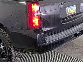 2015 Chevrolet Tahoe z VIN 1GNSK3KC1FR280311, wystawiony jako IAAI lot #42501069 z przebiegiem 108 093 mil mil oraz . Historia ofert i sprzedaży dostępna na DreamBid. Obrazek 24.