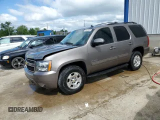 2014 Chevrolet Tahoe LS z VIN 1GNSKAE07ER162977, wystawiony jako Copart lot #55438065 z przebiegiem 173 740 mil mil oraz Nie do naprawy • Non repairable. Historia ofert i sprzedaży dostępna na DreamBid. Obrazek 1.