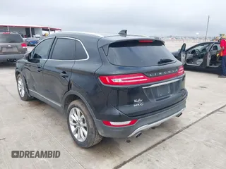 2019 Lincoln MKC Select with VIN 5LMCJ2C99KUL52725, listed as a IAAI auction lot 41512726 with 119,422 mi miles and . Bid and sale history available at DreamBid. Image 3.