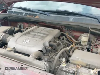 2007 Toyota Tundra Limited с VIN 5TFRV58137X008341, выставлен на аукционе IAAI как лот 42438042 с пробегом 311 484 миль миль и . История ставок и продаж доступна на DreamBid. Изображение 18.