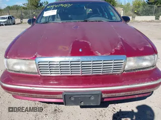 1995 Chevrolet Caprice with VIN 1G1BL82P5SR173805, listed as a IAAI auction lot 41678348 with 147,753 mi miles and . Bid and sale history available at DreamBid. Image 6.