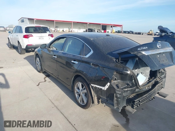 2015 Nissan Altima SL with VIN 1N4AL3AP3FN339653, listed as a IAAI auction lot 41813072 with 42,872 mi miles and . Bid and sale history available at DreamBid. Image 3.