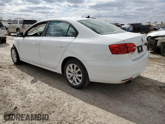 2014 Volkswagen Jetta Sedan SE w/Connectivity with VIN 3VWD07AJ2EM431586, listed as a Copart auction lot 48257215 with 75,418 mi miles and Salvage Title. Bid and sale history available at carsss.com. Image 2.
