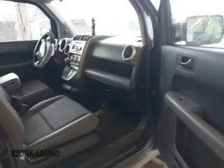 2004 Honda Element EX with VIN 5J6YH285X4L012419, listed as a IAAI auction lot 42218909 with 58,821 mi miles and . Bid and sale history available at DreamBid. Image 5.