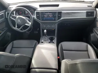 2021 Volkswagen Atlas SE z VIN 1V2KE2CA0MC203869, wystawiony jako Copart lot #81821024 z przebiegiem 30 354 mil mil oraz Szkoda całkowita • Salvage title. Historia ofert i sprzedaży dostępna na DreamBid. Obrazek 8.
