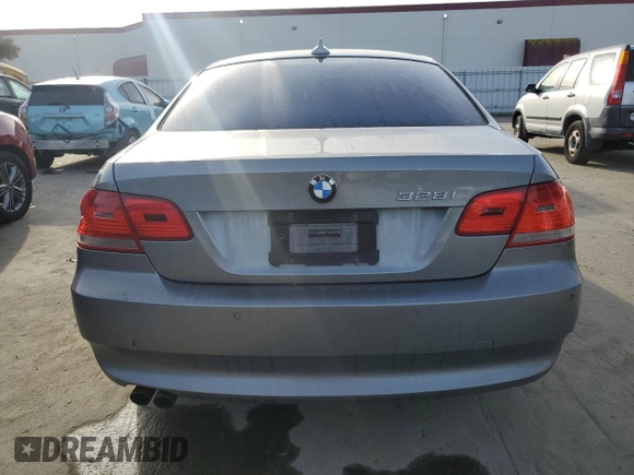 2008 BMW 3 Series 328i with VIN WBAWB33528P133954, listed as a Copart auction lot 45805525 with 71,297 mi miles and Clean Title. Bid and sale history available at carsss.com. Image 6.