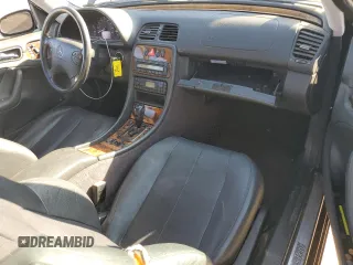 2002 Mercedes-Benz CLK 320/430 with VIN WDBLJ65G22T121261, listed as a Copart auction lot 88505625 with 208,243 mi miles and Salvage Title. Bid and sale history available at DreamBid. Image 8.