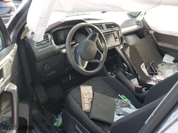 2022 Volkswagen Tiguan S with VIN 3VV0B7AX4NM131372, listed as a Copart auction lot 86389294 with 0 mi miles and Salvage Title. Bid and sale history available at carsss.com. Image 8.