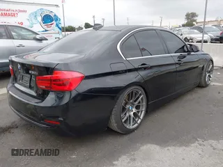 2018 BMW 3 Series 330i xDrive with VIN WBA8D9G57JNU67415, listed as a IAAI auction lot 41513343 with 98,714 mi miles. Bid and sale history available at carsss.com. Image 4.