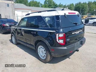 2023 Ford Bronco Sport Heritage с VIN 3FMCR9G60PRD67696, выставлен на аукционе IAAI как лот 42494256 с пробегом 35 259 миль миль и . История ставок и продаж доступна на DreamBid. Изображение 3.